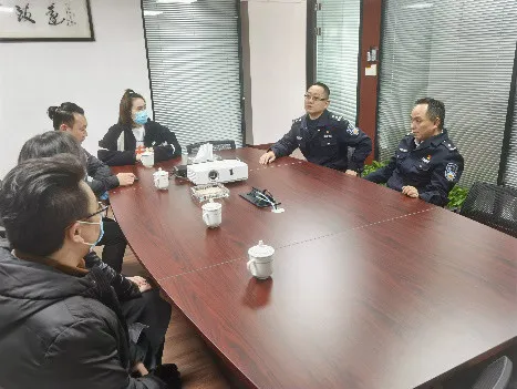 &ldquo;您護(hù)我周全 我護(hù)您安全&rdquo;誠(chéng)格春節(jié)公安慰問(wèn)行