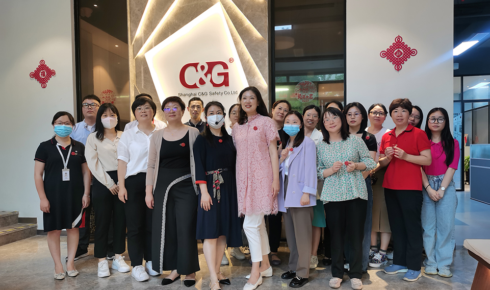 “激發(fā)想象力，釋放創(chuàng)造力”誠格工會開展藝術培訓活動 暨端午主題活動